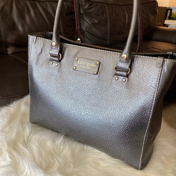 kate spade Handbags - Kate Spade Metallic Gray Shoulder Bag
